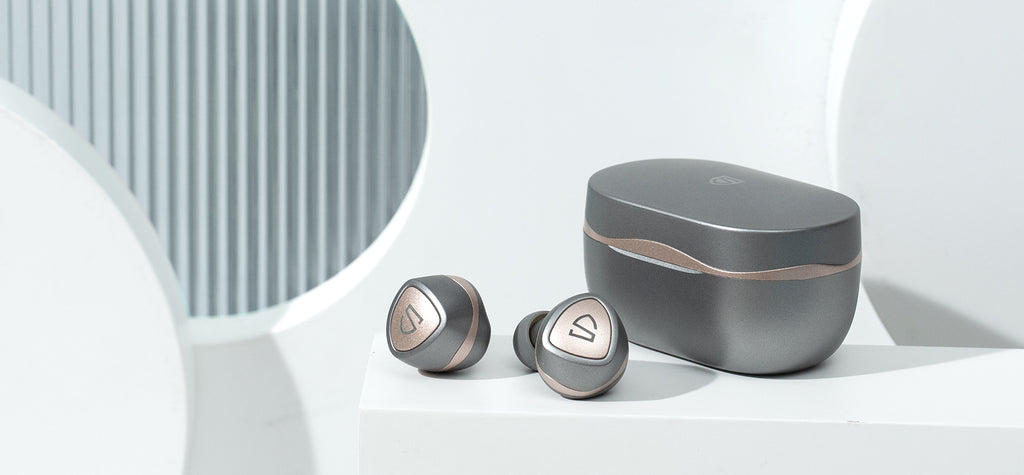 aptX™ Adaptive対応、左右独立伝送&低遅延の完全ワイヤレスイヤホン